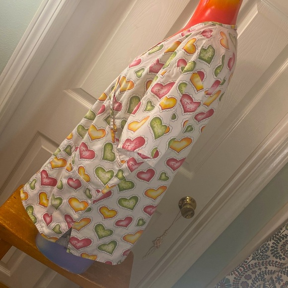 VINTAGE EXPO UNIFORM INC Cute Heart Uniform Scrub Top - Picture 4 of 8